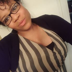 Meet your Posher, Alisa